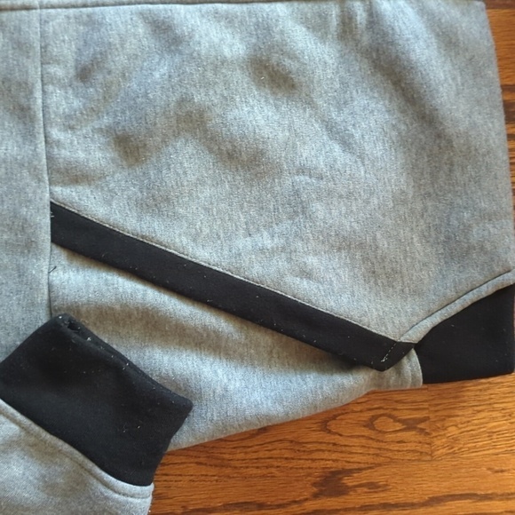 Switch Remarkable Billionaires Club gray zip fleece hoodie with black/gold sz XL - Picture 6 of 9